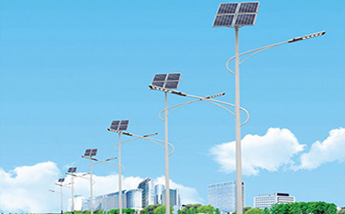 北方冬季沙坡头太阳能路灯的保养要点