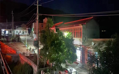 沙坡头太阳能路灯在暴雪天气下的应对策略