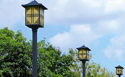 沙坡头庭院灯安装间距与布灯设计全解析