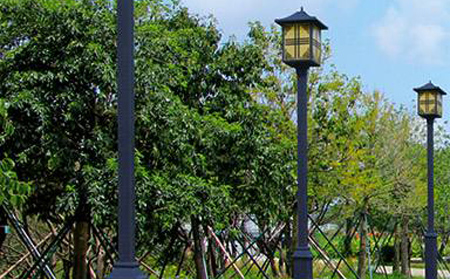 太阳能沙坡头庭院灯价格为何差三倍?关键看这几点 太阳能沙坡头庭院灯价格为何差三倍?关键看这几点